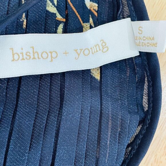 Bishop + Young Blue Floral Accordion Tank Top NWOT Size Small - Picture 8 of 8